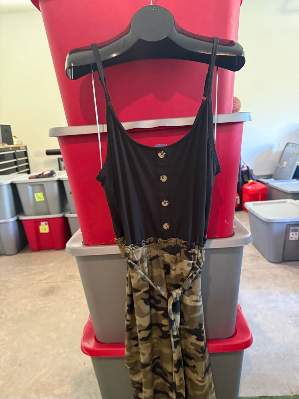 Camo Wide-Leg Jumpsuit with Button Front - Black/Olive p83